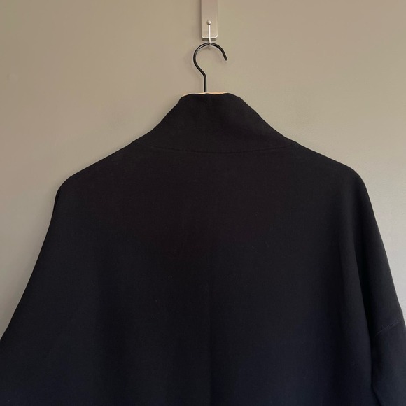 Vuori Cleo Sweatshirt Black Funnelneck Size Small Casual Comfortable Athletic - Picture 14 of 16